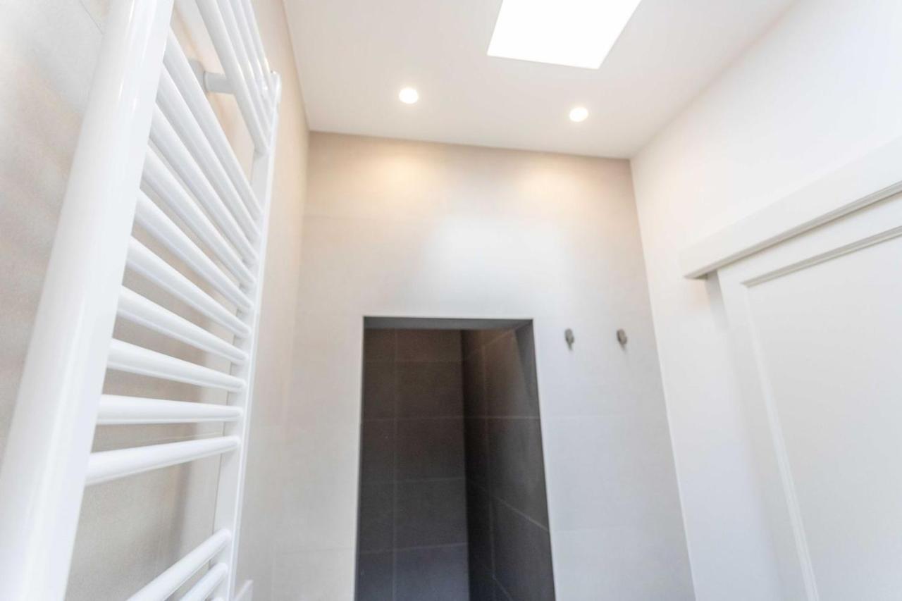 Dimora Dei Maestri-Camera Con Veranda E Bagno Privati Felline Ngoại thất bức ảnh