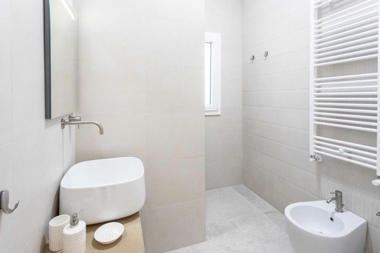 Dimora Dei Maestri-Camera Con Veranda E Bagno Privati Felline Ngoại thất bức ảnh